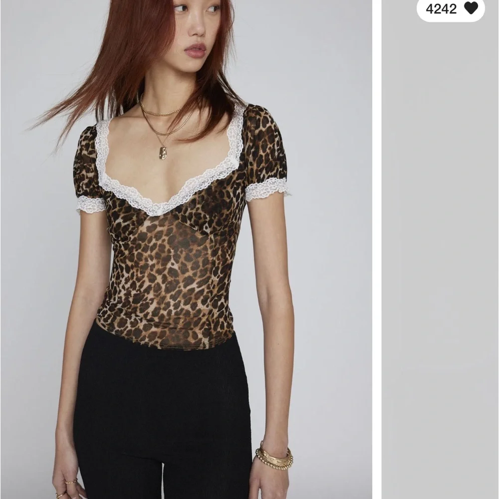 Kimchi Blue Blake Puff Sleeve Mesh Top - Picture 2 of 8